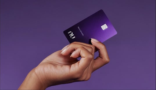 Nubank: piquenique no vulcão?