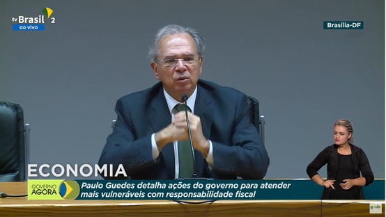 “Quando eu estou morrendo afogado, ele aparece”, diz Guedes, sobre Bolsonaro