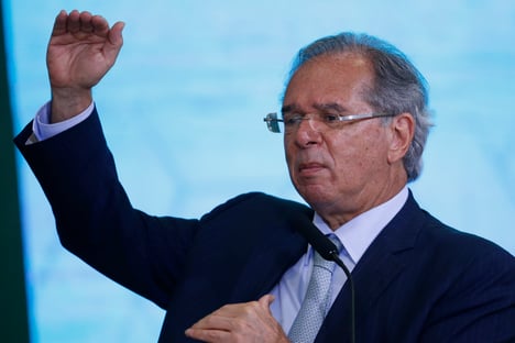 Guedes diz que nunca ofendeu servidores e pede apoio à reforma administrativa