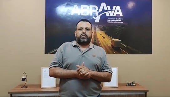 Líder caminhoneiro diz que proposta de Bolsonaro é piada e reafirma greve