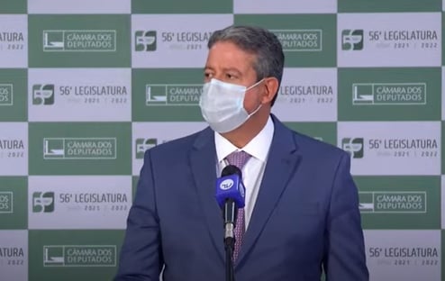 Lira diz que ICMS é “primo malvado” no valor dos combustíveis