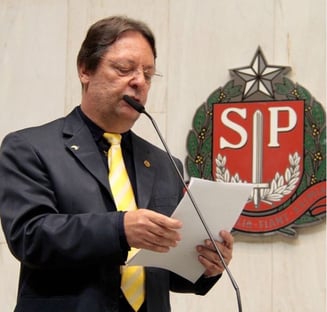 Vice-presidente do PSDB de São Paulo declara apoio a Eduardo Leite nas prévias