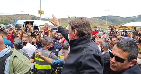 Desauxílio Brasil