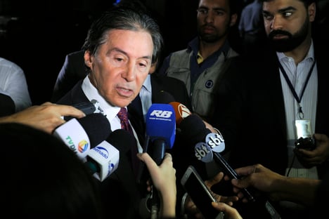 Eunício é condenado a pagar R$ 50 mil por chamar Ciro de batedor de carteira