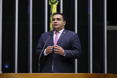 Relator apresenta parecer favorável a desoneração da folha até 2026