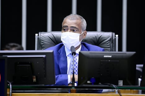 Senado no RJ: Romário tem 14,9% e Daciolo, 12,5%, diz Instituto Paraná
