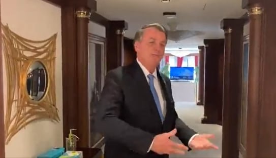 “A viagem foi um sucesso”, diz Bolsonaro, sobre ida ao Oriente Médio
