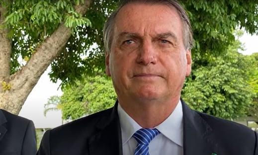 Fora da agenda, Bolsonaro encontra pastores no Alvorada