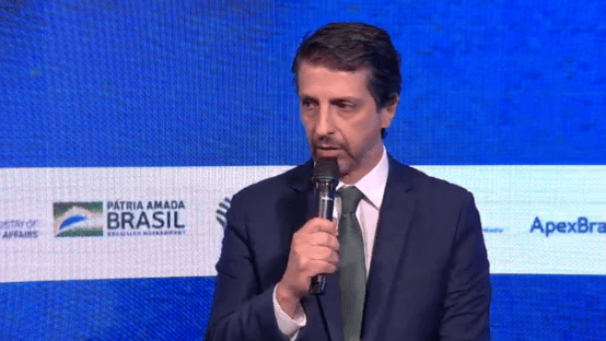 Joaquim Leite tenta ignorar pergunta sobre Fundo Amazônia