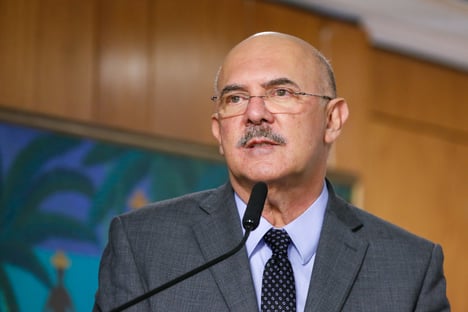 Abstenção no primeiro dia do Enem é de 26%