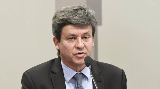 “Teto de gastos não morreu”, diz secretário do Tesouro