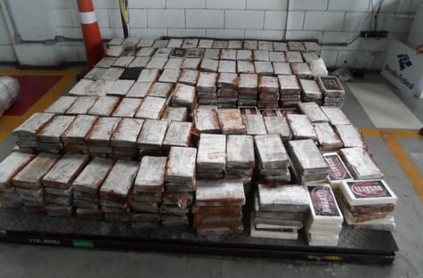 Cocaína em cargas de suco de laranja e açúcar
