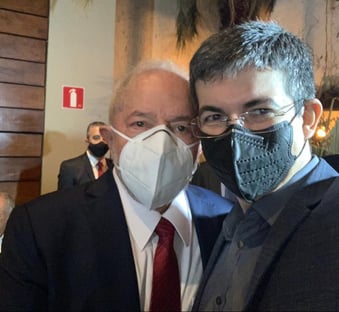 Olha o passarinho!