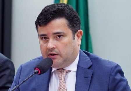 Muito ligado a Ciro Nogueira e Lira, presidente do PP em Pernambuco vai com Lula