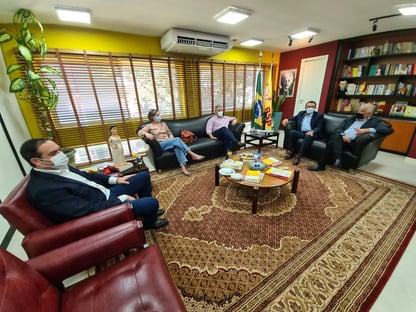 Apoio a Lula: reunião do PSB será apenas a primeira de uma série de encontros