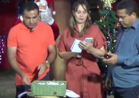 Em live, deputado flagrado com dinheiro vivo atrai eleitores sorteando R$ 50 mil