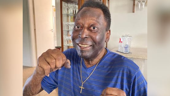 Pel&eacute; morre em S&atilde;o Paulo, aos 82 anos