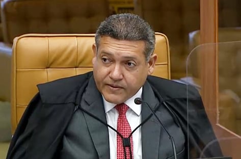 Nunes Marques nega que advogado tenha bancado viagem a Paris