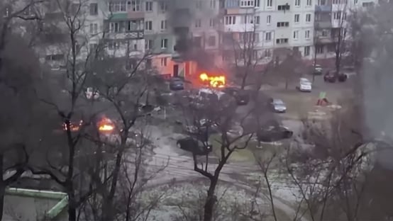 Ucrânia acusa Rússia de bloquear evacuação em Mariupol