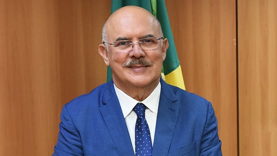 Cúpula da Igreja Presbiteriana decide não afastar Milton Ribeiro