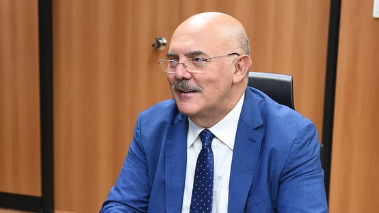 Fora do MEC, Ribeiro receberá do governo R$ 26 mil por 6 meses