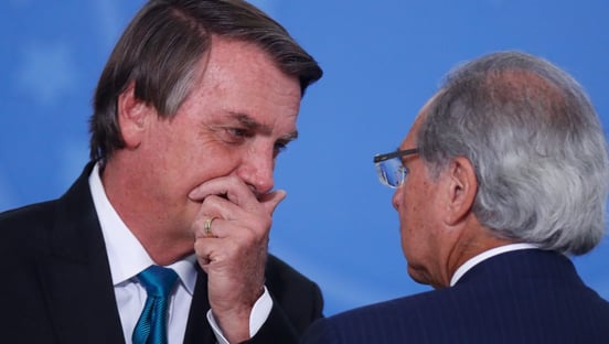 Governo furou teto em 213 bilhões