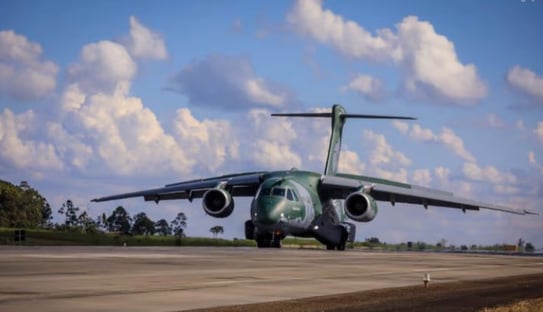TCU ordena que Aeronáutica divulgue lista de passageiros de aviões da FAB