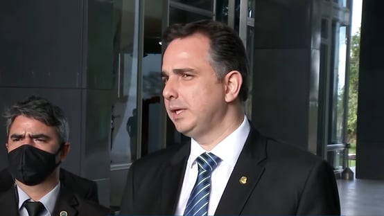 Pacheco confirma que lerá amanhã pedido de CPI do MEC