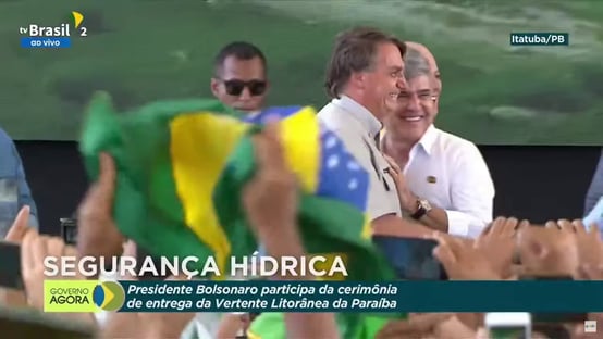 Líder do Centrão é ovacionado pela militância bolsonarista; assista