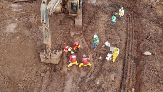 Bombeiros encontram ossada em área de buscas em Brumadinho