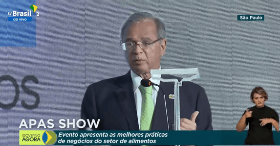Guedes defende nova revisão da legislação trabalhista