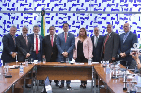 Parlamentares recebem Iris Varela, ligada a Maduro e a criminosos