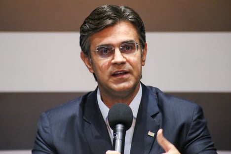 Governo de SP reduz ICMS da gasolina de 25% para 18%