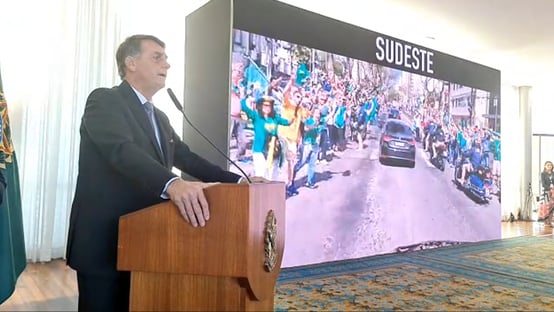 “PGR e Congresso não podem fechar os olhos”, diz senador após ataques de Bolsonaro