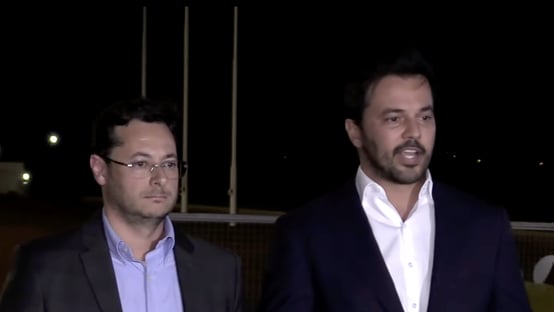 Campanha de Bolsonaro diz que teve 154 mil inserções de rádio a menos que a de Lula