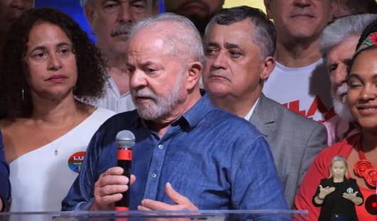 Governo pretende entregar 12 cargos da transição a políticos e 38 a técnicos