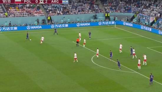 Argentina cresce na Copa, vence a Pol&ocirc;nia e vai &agrave;s oitavas