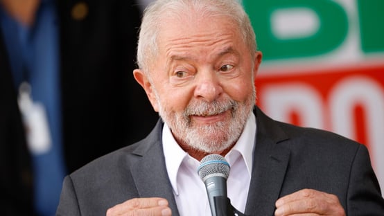 PT deve aproveitar lua de mel para votar regulação das mídias digitais