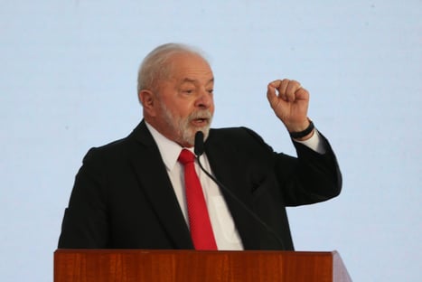 Lula agora diz que, se tiver “saúde”, pode disputar reeleição