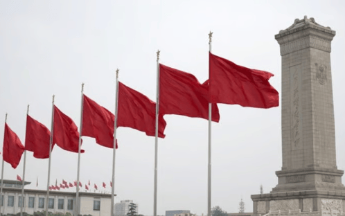 Ditadura chinesa e Vaticano têm nova queda de braço