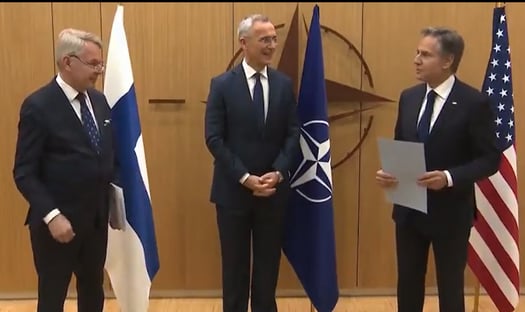 Finlândia entra formalmente na Otan
