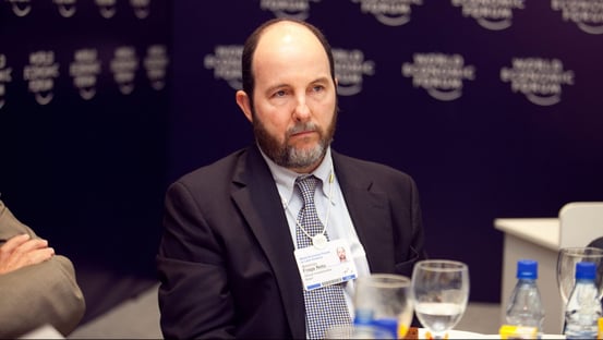 “É delírio imaginar” privatizações nesse governo, diz Armínio Fraga