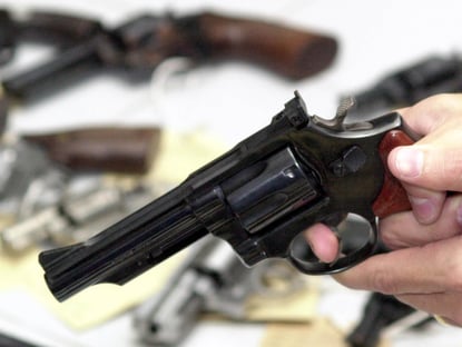 Exército revogou regras para rastreamento de armas após pressão de atiradores e fabricantes