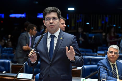 Pode começar pelo governador do Amazonas, diz autor da CPI da Covid