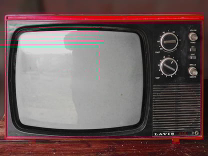 Exclusivo: contrato da TV Escola com Brasil Paralelo é de três anos