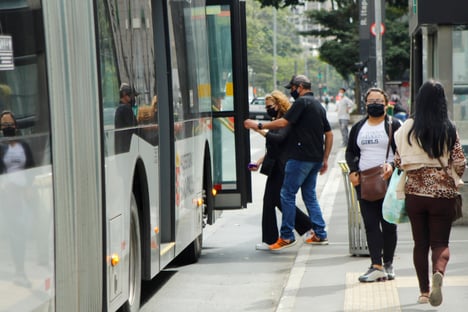 Abril já é o pior mês da pandemia em São Paulo; mais de 90 mil morreram no estado