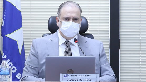 Aras diz não ver irregularidade em convocação de governadores pela CPI da Covid