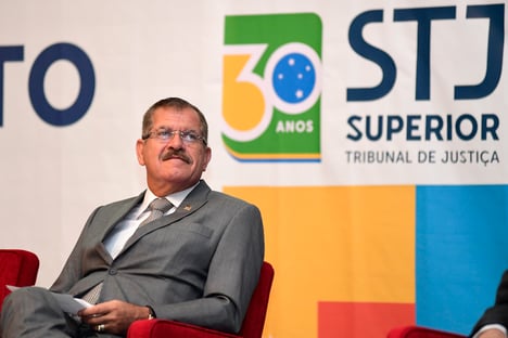 Humberto Martins quer investigar mensagens sobre delação em que é acusado de receber propina