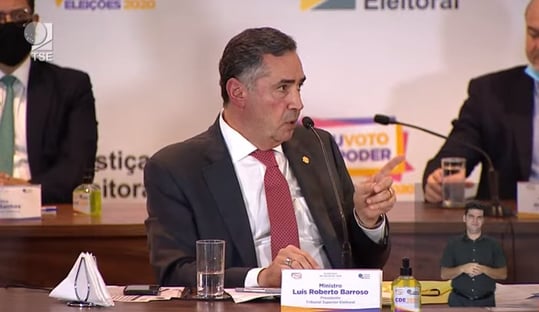Barroso defende revisão da Lei de Segurança Nacional