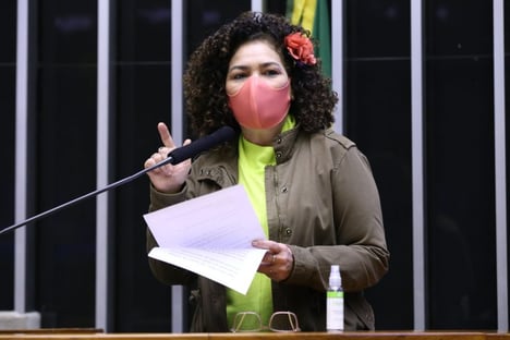 Bolsolão é o novo escândalo dos “anões do orçamento”, diz Perpétua Almeida